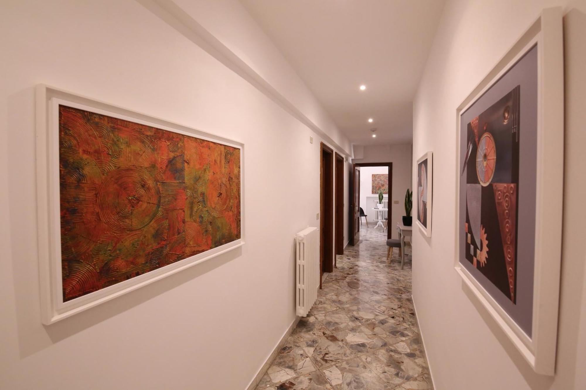 Gasthof _ Cavour 156 & Savoia _ Bari